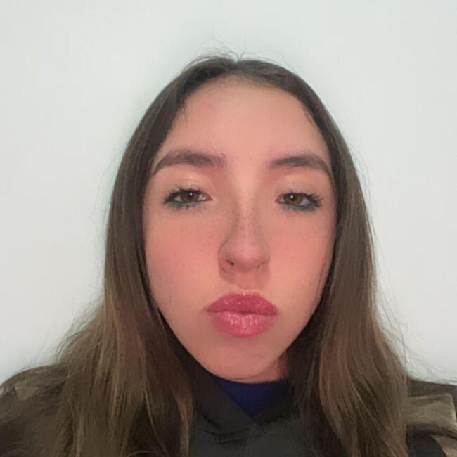 Babysitter in Ojo de Agua: Enya