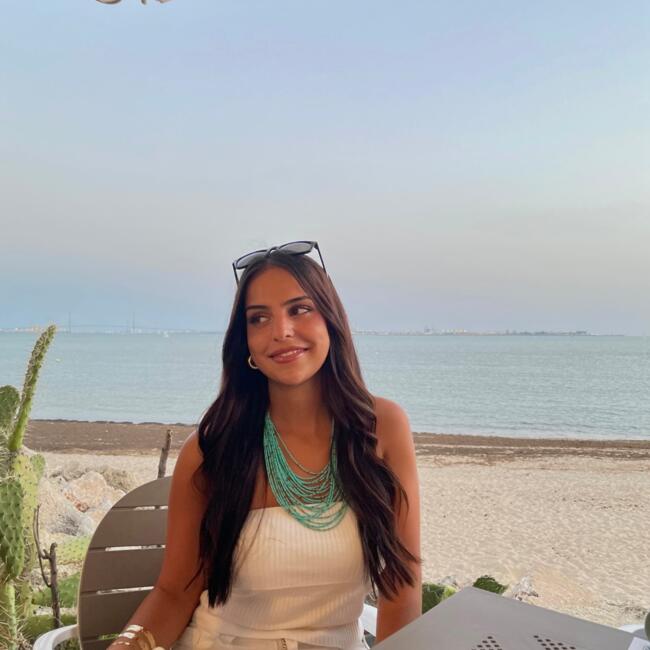 Canguro en Alicante: Isabel