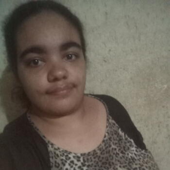 Babá em Itaboraí: Mary Hellen Silva 