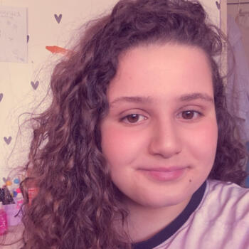Babysitter in The Hague: Inara