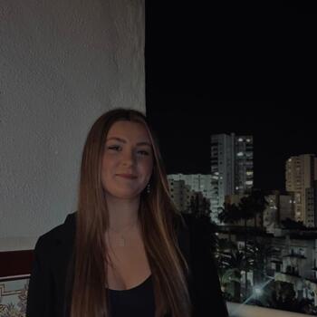 Niñera en Puebla de Vallbona: Claudia