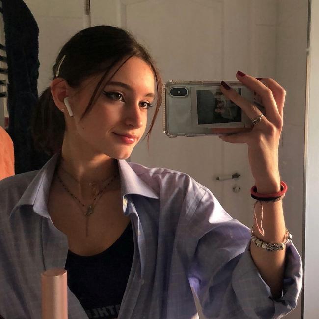 Babysitter in Nancy: Charlotte