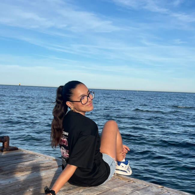 Babysitter in Nice: Inès