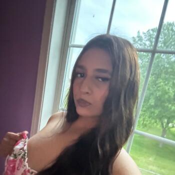 Babysitter in Bloomingdale (Illinois): Mani