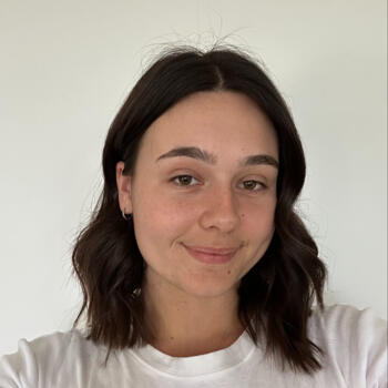 Babysitter in Sunshine Coast: Catie