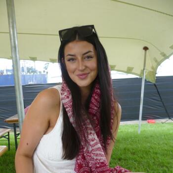 Babysitter in Wellington: India