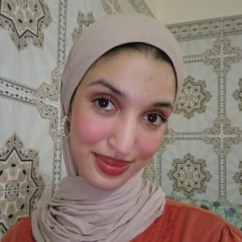 Babysitter in Temara: Farah