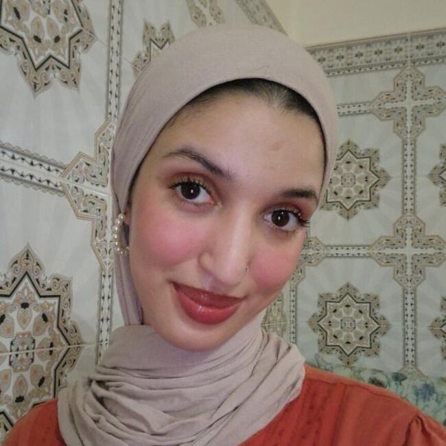 Babysitter in Temara: Farah