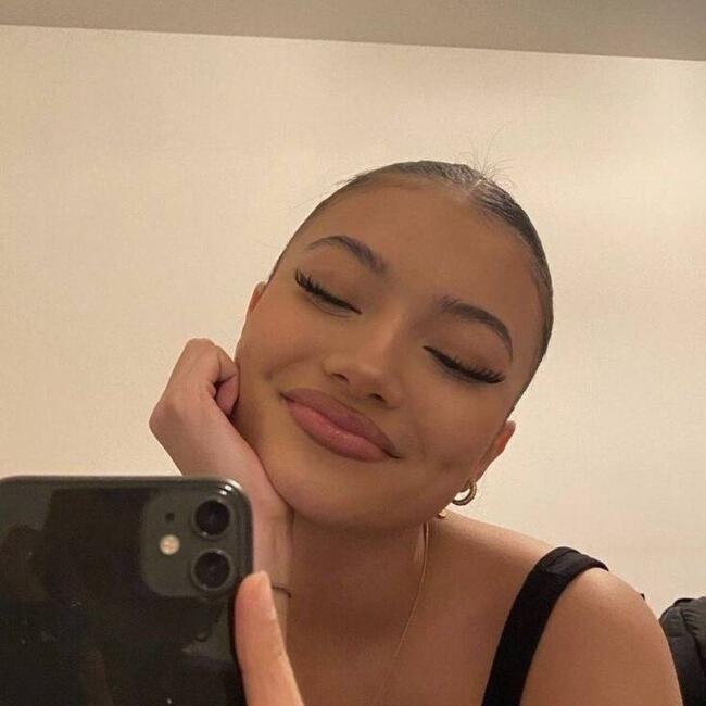 Babysitter a Cremona: Laura