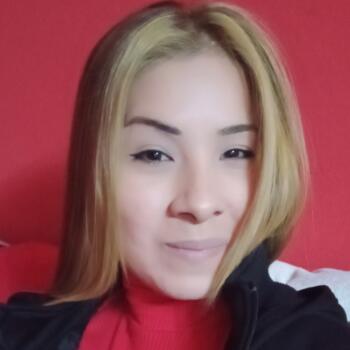 Babysitter in Villa: Eliany