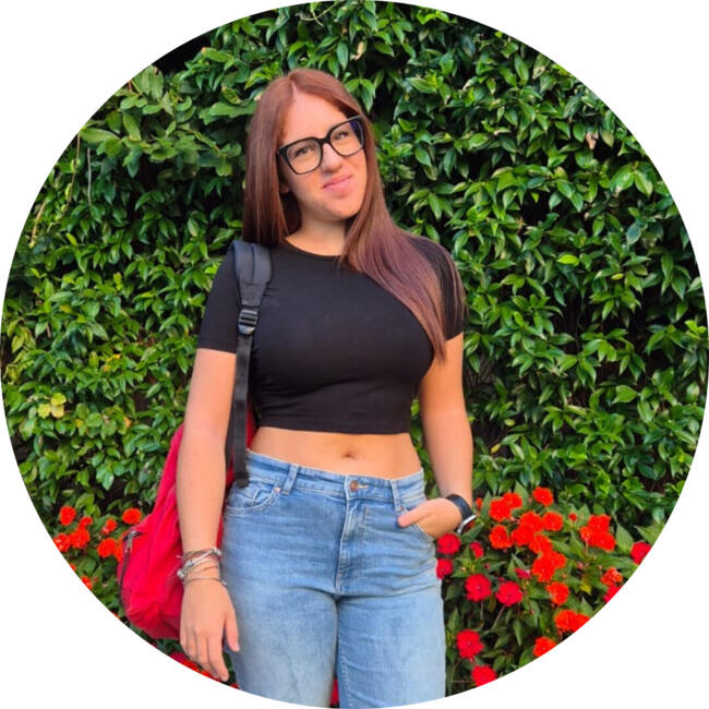 Babysitter in Sirolo: GIULIA