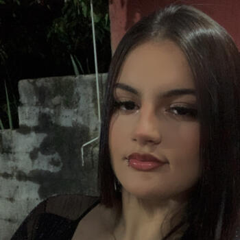 Babysitter in Betim: Geovanna