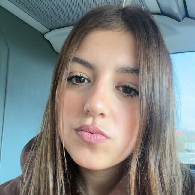 Babysitter in La Bassée: Solene