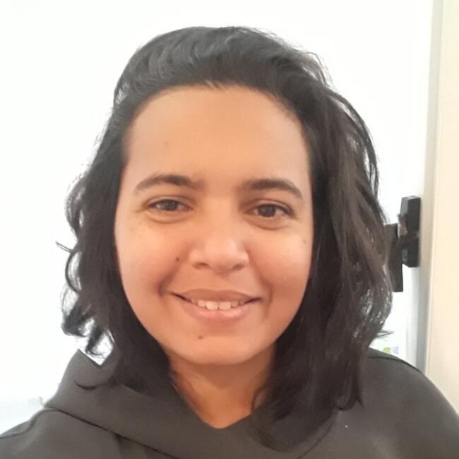 Babysitter in São Paulo: Maria