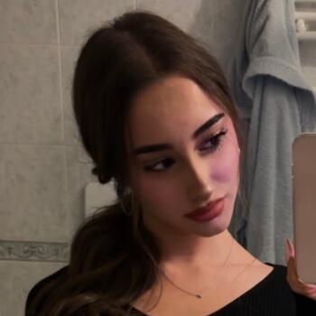 Babysitter στην περιοχή Milan (Lombardia): Sofia