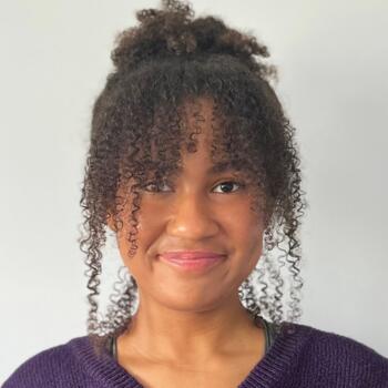 Baby-sitter in Edmonton: Venus