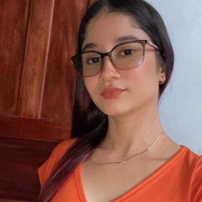 Babysitter in Puerto Limón: Donna Dionisis