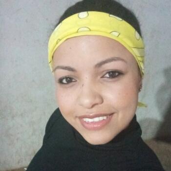 Babá Aparecida de Goiânia: Valeria