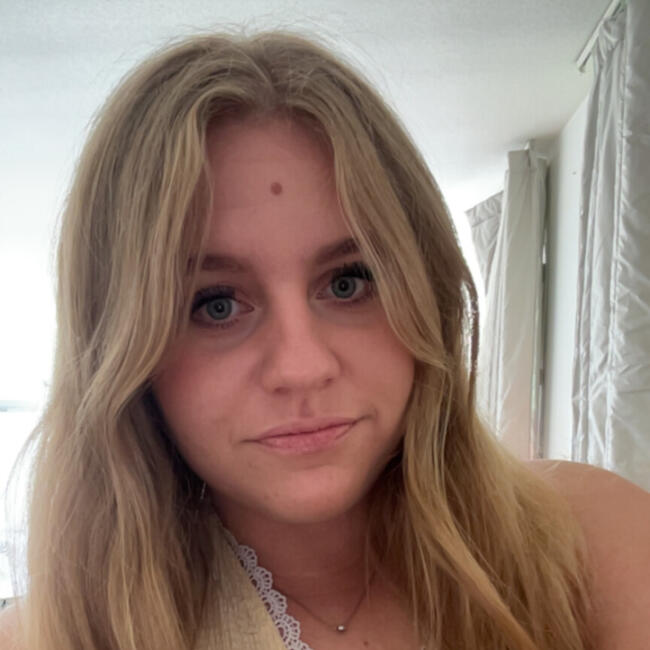 Baby-sitter à Pessac: Tess
