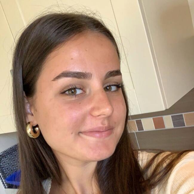 Babysitter in Couëron: Tamara