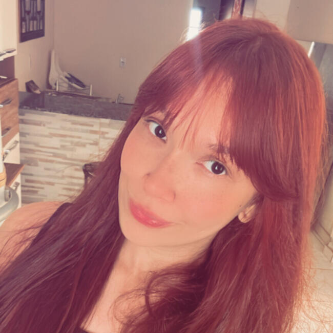 Babysitting job in Cidade Ocidental: Samara