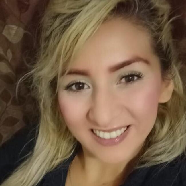 Babysitter in Caracas: Ana