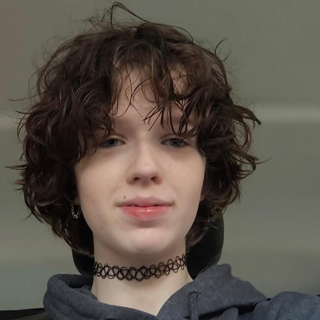 Babysitter in Kayl: Annemie