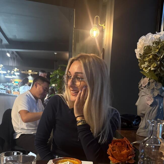 Babysitter in Landivisiau: Camille