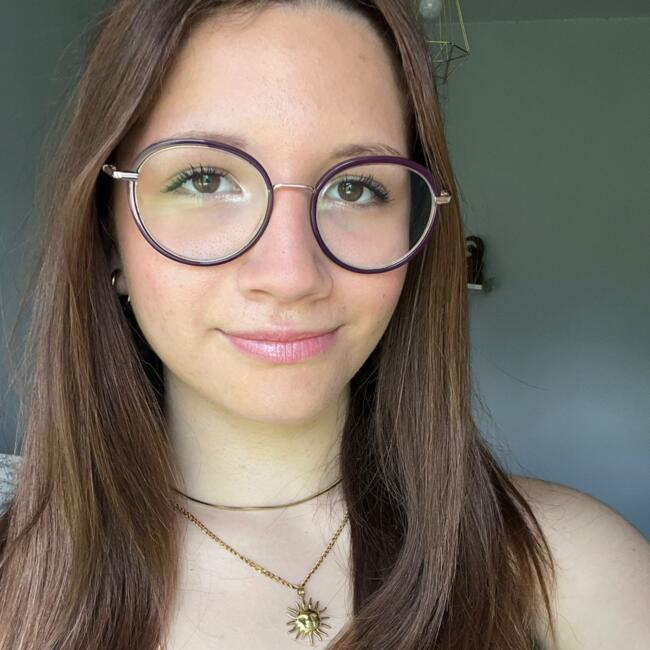 Babysitter in Mâcon: Leelou