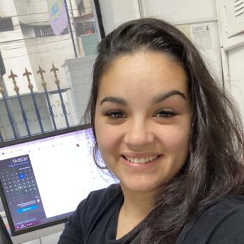 Babysitter in Camboriú: Nathalia