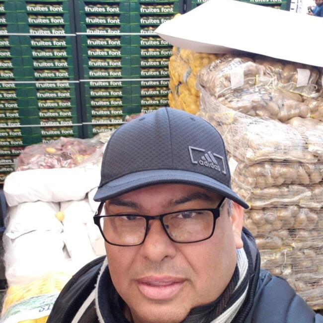 Trabajo de canguro en Pineda: FREDY GORRIN