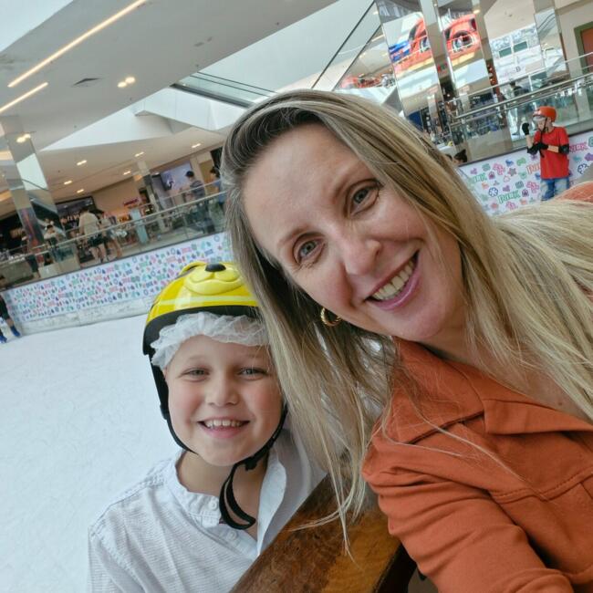 Emprego de babá em Canoas: Raquel