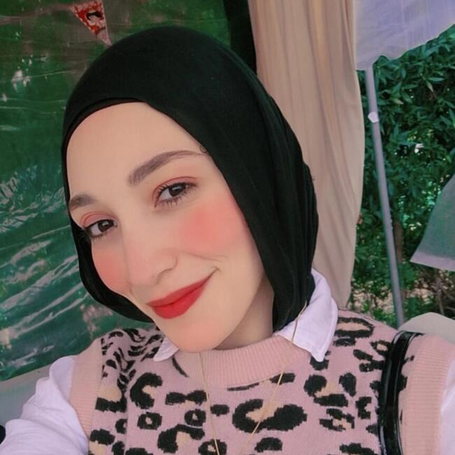 وظيفة جليسة أطفال في القاهرة الجديدة: Maruim