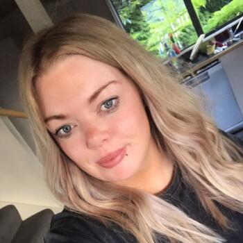 Babysitter Auckland: Kelly