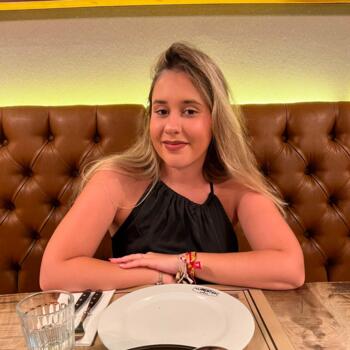Canguro en Sevilla: Lucia