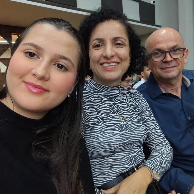 Emprego de babá em Rio Verde: Maria Luíza Barretella