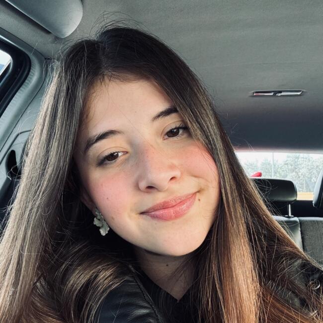 Babysitter em Almancil: Floriana