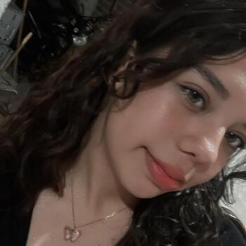 Niñera en Valle Dorado Inn: Valeria