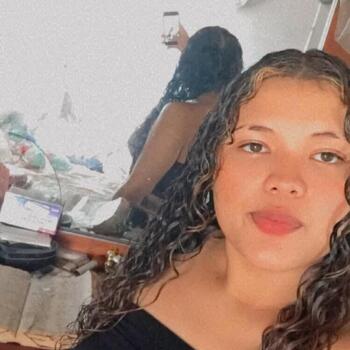 Babysitter in Las Lomas: Maryelis