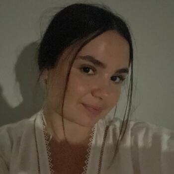 Babysitter in Villeurbanne: Emma