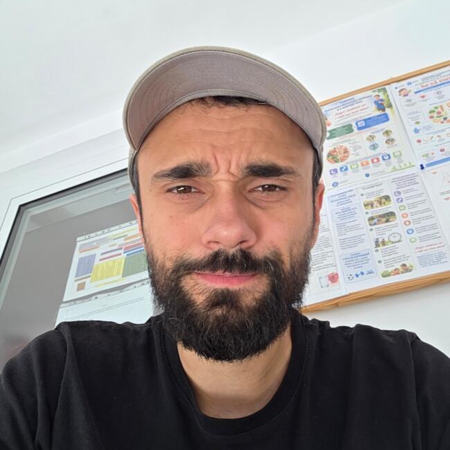 Job de babysitting în Bacău: Iosub