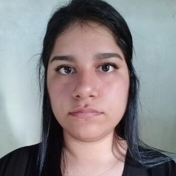 Babysitter in Guayaquil: María Belen