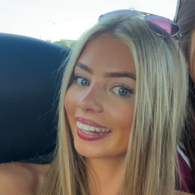 Babysitter in Tuam: Hannah