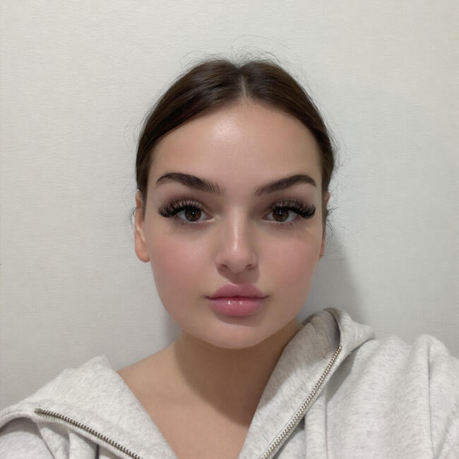 Babysitter in Melbourne: Nia