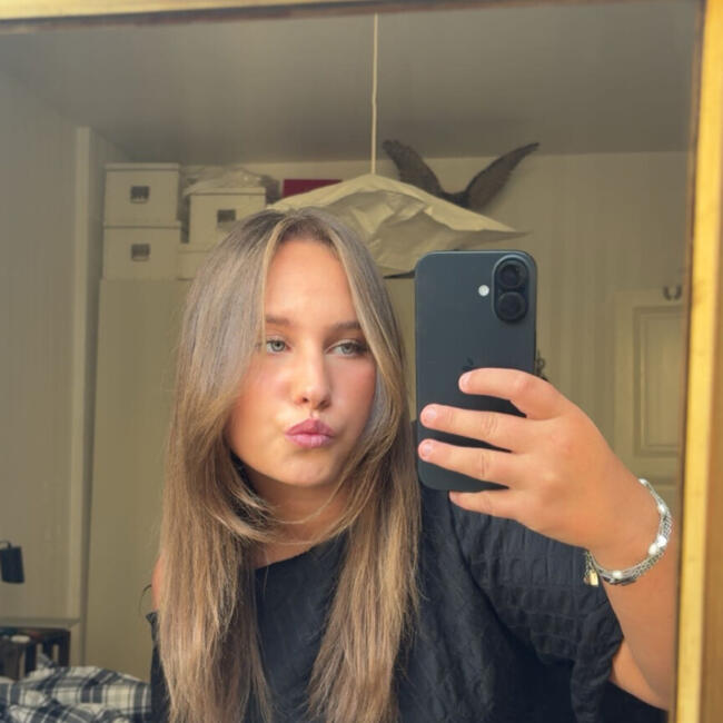 Babysitter in Stockholm: Tyra