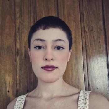 Babysitter in Porto Alegre: Laura