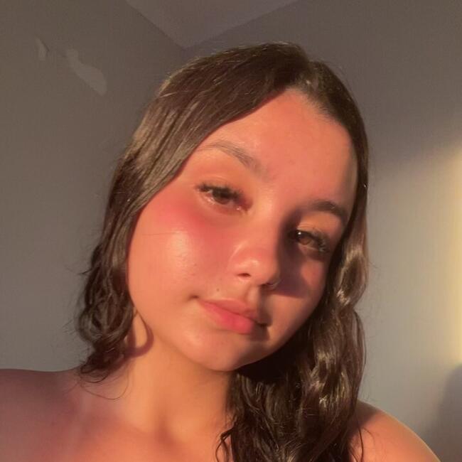 Babysitter in Guarulhos: Nicole