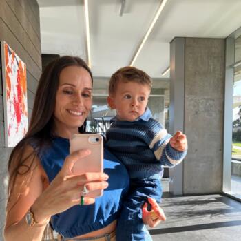 Δουλειά για babysitter στην περιοχή Μοντεβιδέο: δουλειά φύλαξης παιδιών Andrea