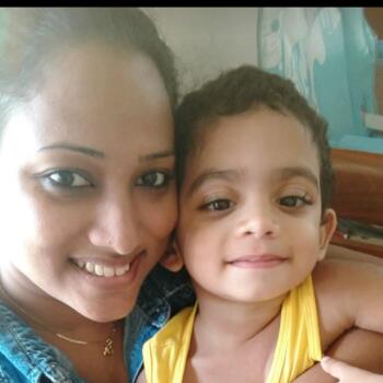 Babysitter in Dehiwala-Mount Lavinia: Shalinthi