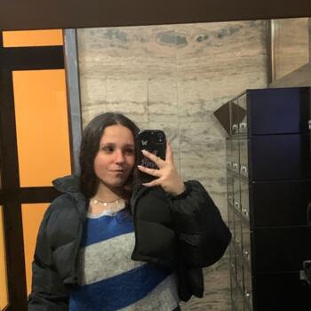 Babysitter em Palmela: Helena